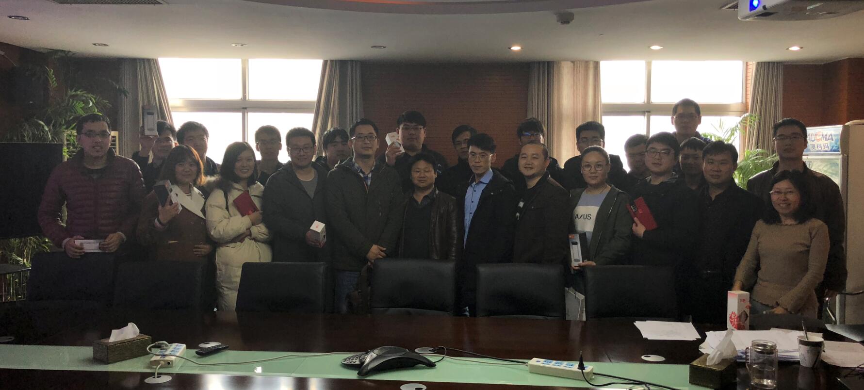 1537518367774098444.jpg 00.jpg