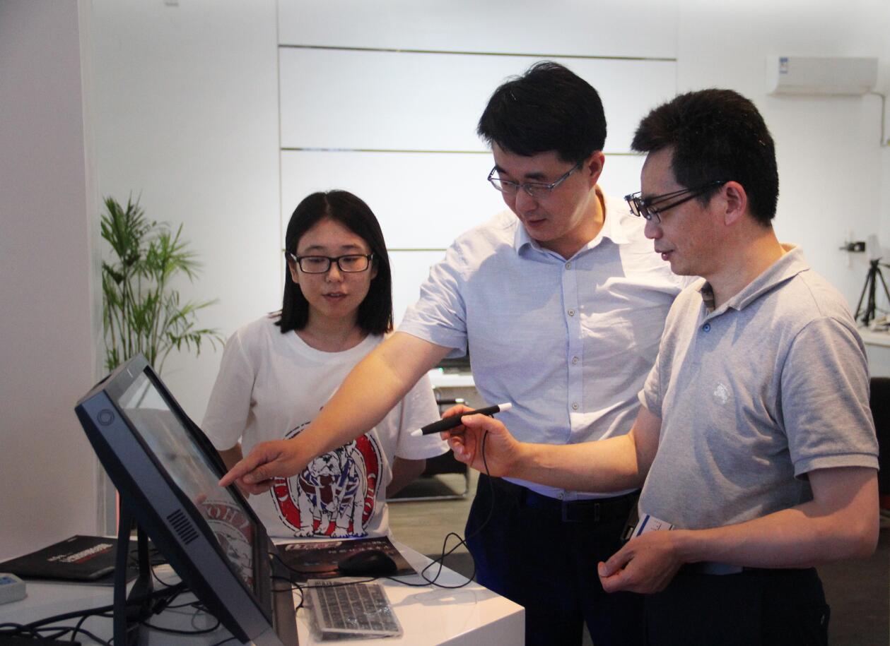 1537854107191080358.jpg 2.jpg