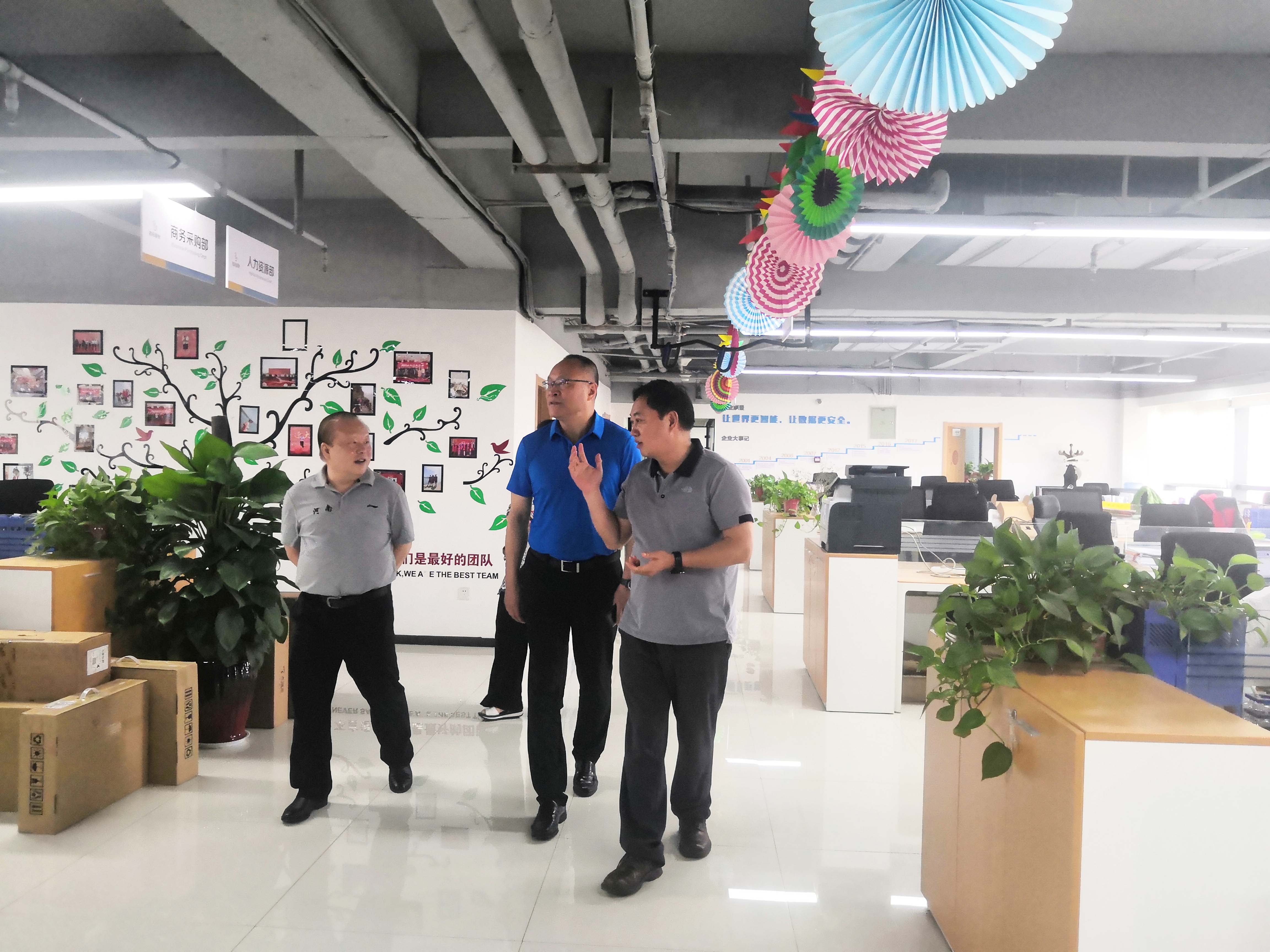 1590631133817032139.jpg 003.jpg